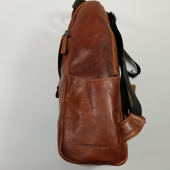 JACK GEORGES Voyager Convertable Crossbody/Backpack - Picture 9 of 12